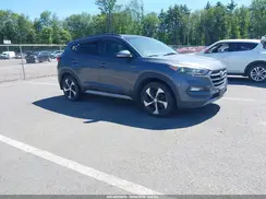 KM8J3CA22JU676324 2018 HYUNDAI TUCSON