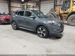 KM8J3CA22JU688957 2018 HYUNDAI TUCSON