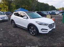 KM8J3CA22JU691373 2018 HYUNDAI TUCSON