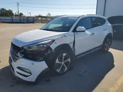 KM8J3CA22JU714960 2018 HYUNDAI TUCSON