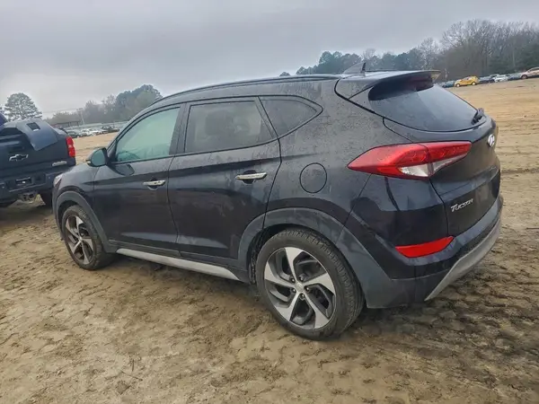 KM8J3CA22JU759588 2018 HYUNDAI TUCSON - Image 2