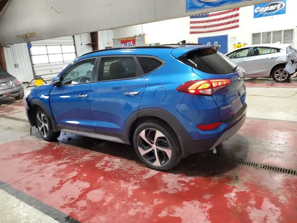 KM8J3CA22JU777914 2018 HYUNDAI TUCSON - Image 2