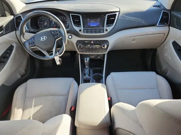 KM8J3CA23GU024448 2016 HYUNDAI TUCSON - Image 8