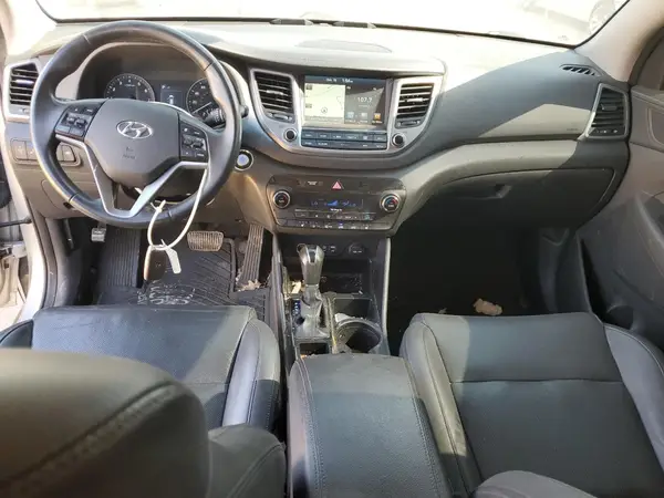 KM8J3CA23GU025308 2016 HYUNDAI TUCSON - Image 8