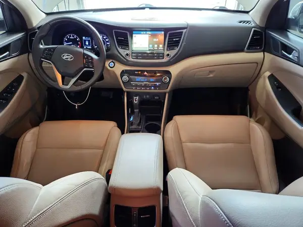 KM8J3CA23GU026569 2016 HYUNDAI TUCSON - Image 8