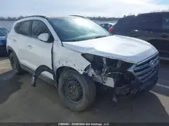 KM8J3CA23GU034462 2016 HYUNDAI TUCSON