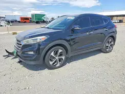 KM8J3CA23GU035613 2016 HYUNDAI TUCSON