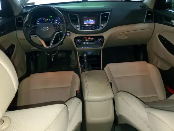KM8J3CA23GU044120 2016 HYUNDAI TUCSON - Image 8
