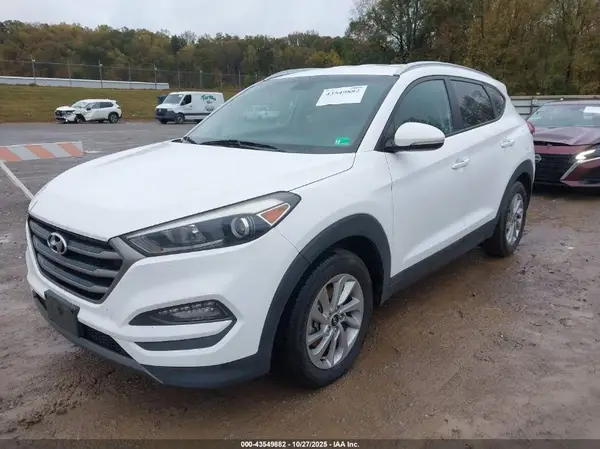 KM8J3CA23GU045283 2016 HYUNDAI TUCSON - Image 2