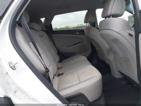 KM8J3CA23GU045283 2016 HYUNDAI TUCSON - Image 8