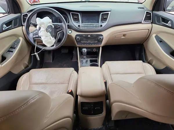 KM8J3CA23GU047471 2016 HYUNDAI TUCSON - Image 8