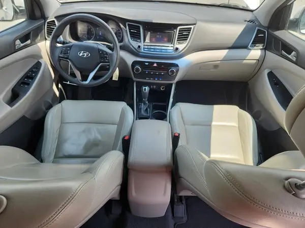 KM8J3CA23GU048958 2016 HYUNDAI TUCSON - Image 8