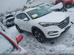 KM8J3CA23GU058180 2016 HYUNDAI TUCSON