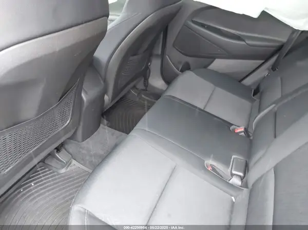 KM8J3CA23GU072936 2016 HYUNDAI TUCSON - Image 8