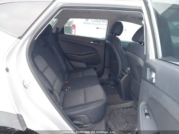 KM8J3CA23GU078915 2016 HYUNDAI TUCSON - Image 8