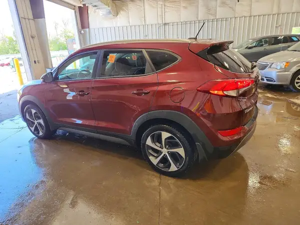 KM8J3CA23GU093253 2016 HYUNDAI TUCSON - Image 2