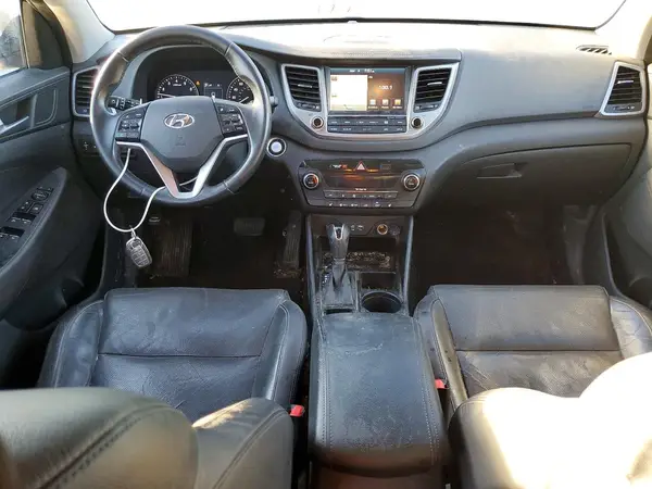 KM8J3CA23GU123187 2016 HYUNDAI TUCSON - Image 8