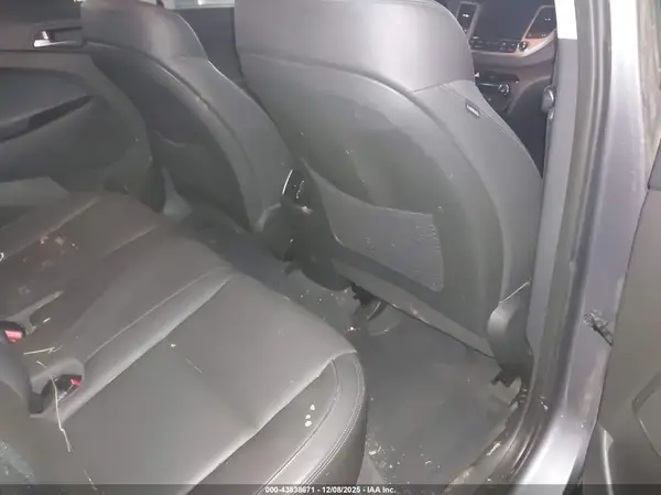 KM8J3CA23GU124064 2016 HYUNDAI TUCSON - Image 8