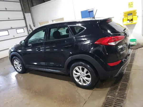 KM8J3CA23GU138918 2016 HYUNDAI TUCSON - Image 2