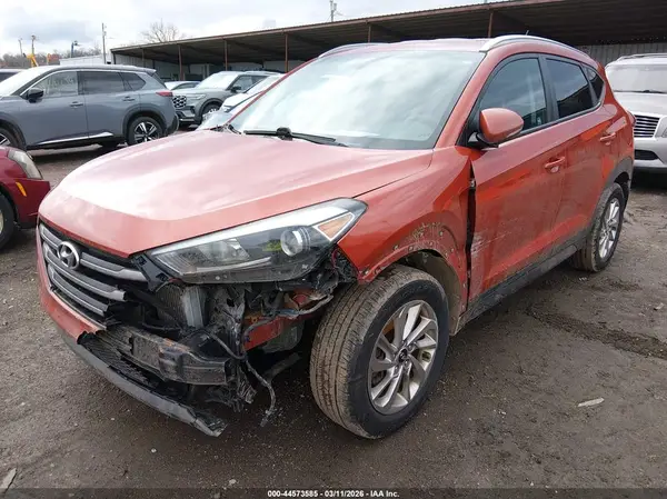KM8J3CA23GU158621 2016 HYUNDAI TUCSON - Image 2