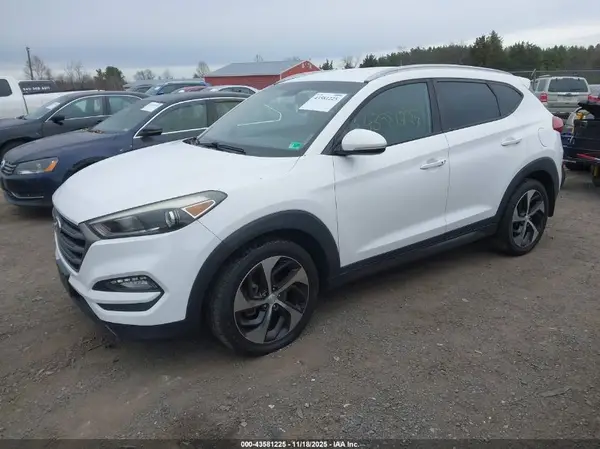 KM8J3CA23GU183213 2016 HYUNDAI TUCSON - Image 2