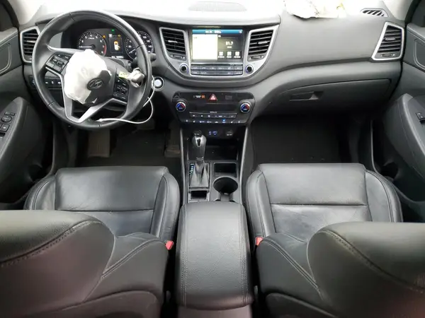KM8J3CA23GU185429 2016 HYUNDAI TUCSON - Image 8