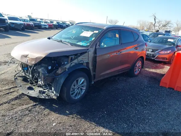 KM8J3CA23GU229719 2016 HYUNDAI TUCSON - Image 2