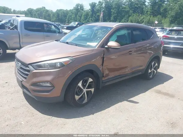 KM8J3CA23GU247427 2016 HYUNDAI TUCSON - Image 2