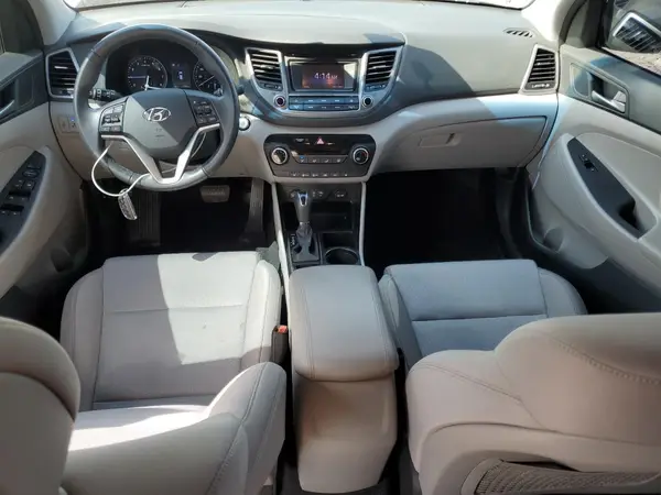 KM8J3CA23GU256032 2016 HYUNDAI TUCSON - Image 8