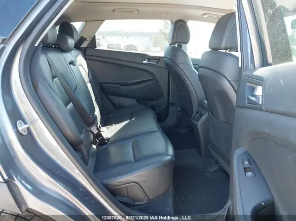 KM8J3CA23HU270949 2017 HYUNDAI TUCSON - Image 8
