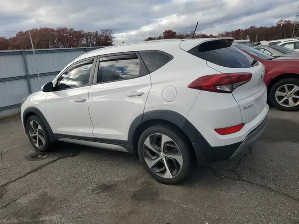 KM8J3CA23HU278338 2017 HYUNDAI TUCSON - Image 2