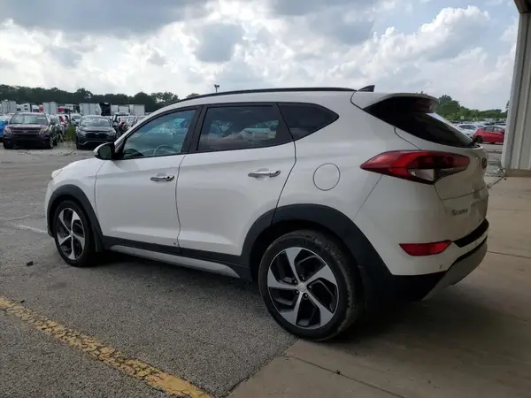 KM8J3CA23HU280817 2017 HYUNDAI TUCSON - Image 2