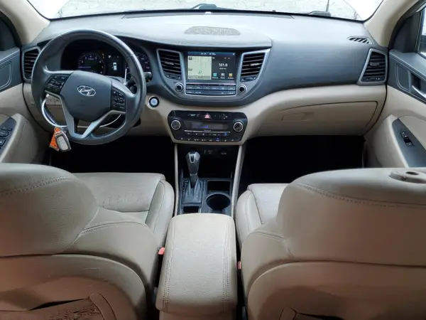 KM8J3CA23HU280817 2017 HYUNDAI TUCSON - Image 8