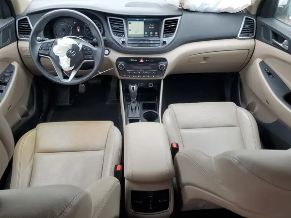 KM8J3CA23HU280963 2017 HYUNDAI TUCSON - Image 8