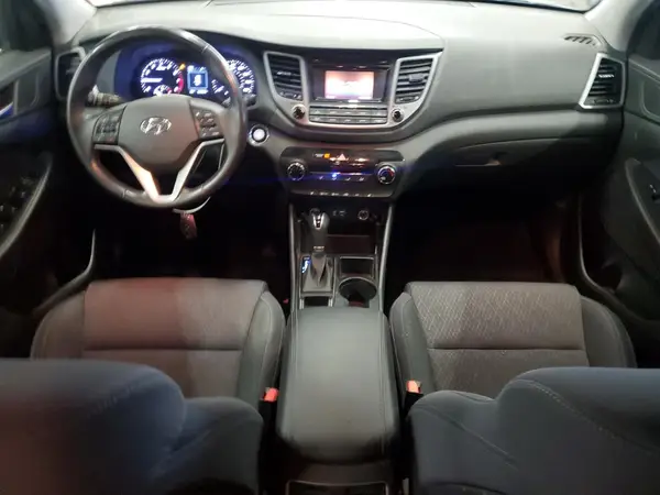 KM8J3CA23HU281840 2017 HYUNDAI TUCSON - Image 8