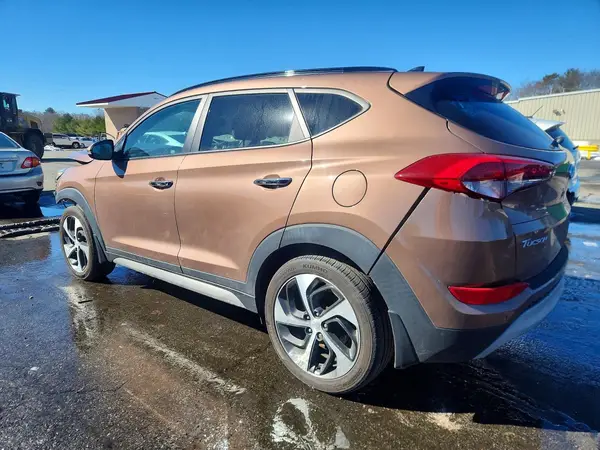 KM8J3CA23HU290179 2017 HYUNDAI TUCSON - Image 2