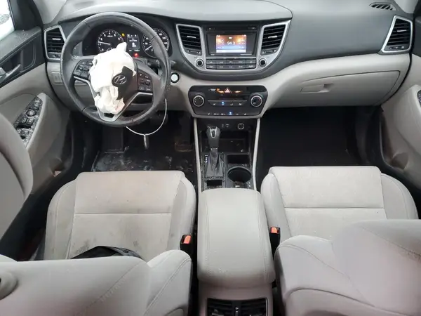 KM8J3CA23HU293874 2017 HYUNDAI TUCSON - Image 8