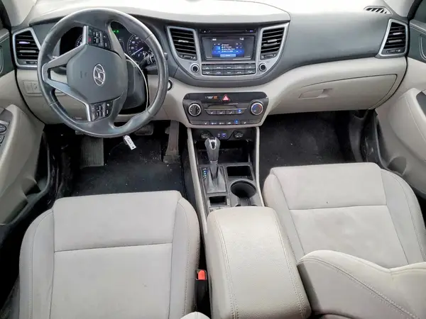 KM8J3CA23HU296726 2017 HYUNDAI TUCSON - Image 8