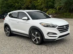 KM8J3CA23HU299061 2017 HYUNDAI TUCSON
