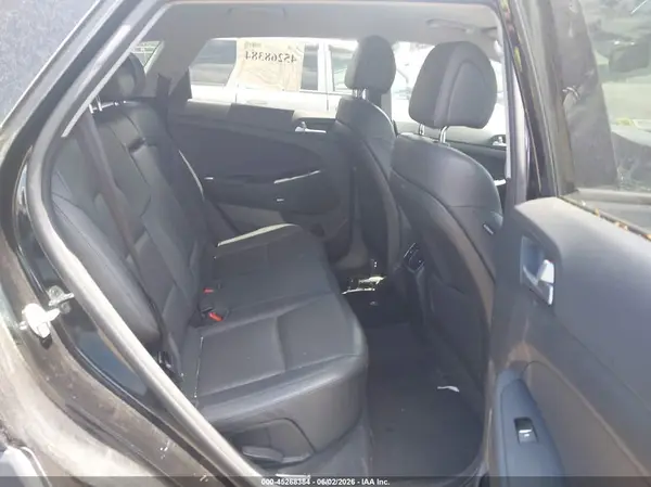 KM8J3CA23HU303402 2017 HYUNDAI TUCSON - Image 8