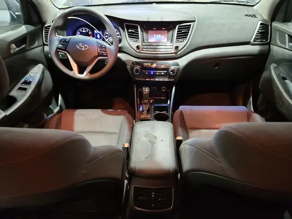 KM8J3CA23HU303898 2017 HYUNDAI TUCSON - Image 8