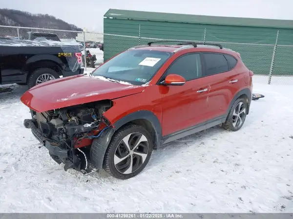KM8J3CA23HU314111 2017 HYUNDAI TUCSON - Image 2
