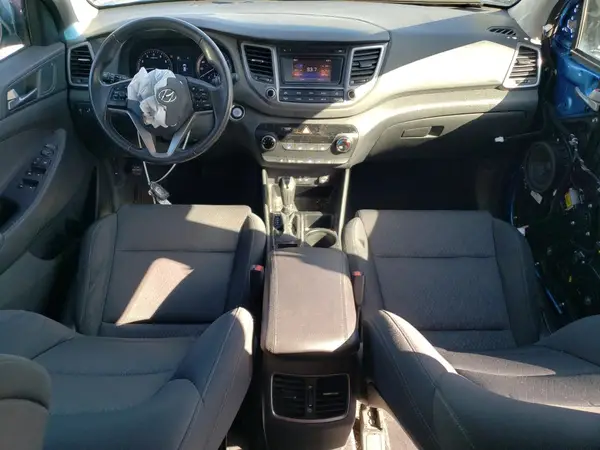KM8J3CA23HU328915 2017 HYUNDAI TUCSON - Image 8
