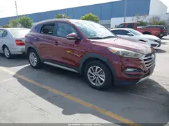 KM8J3CA23HU340028 2017 HYUNDAI TUCSON