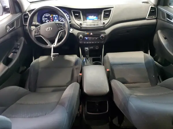 KM8J3CA23HU344936 2017 HYUNDAI TUCSON - Image 8