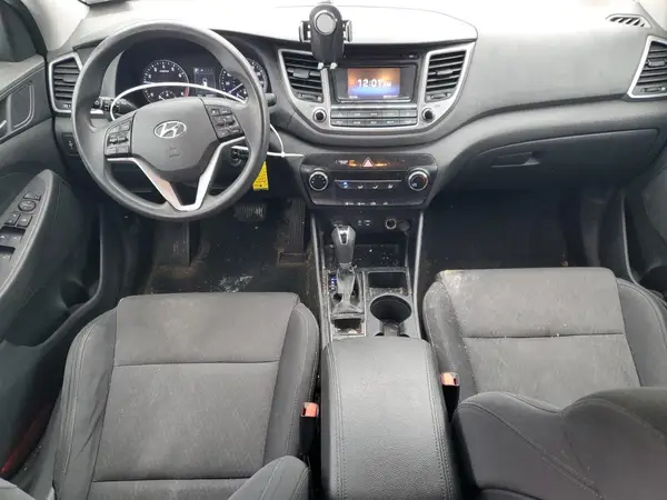 KM8J3CA23HU351529 2017 HYUNDAI TUCSON - Image 8