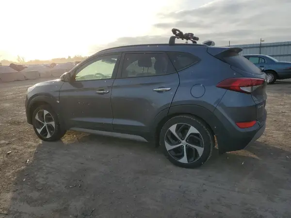KM8J3CA23HU372378 2017 HYUNDAI TUCSON - Image 2