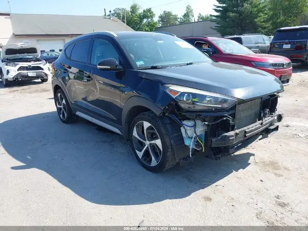 KM8J3CA23HU391609 2017 HYUNDAI TUCSON - Image 1