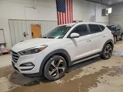 KM8J3CA23HU400552 2017 HYUNDAI TUCSON
