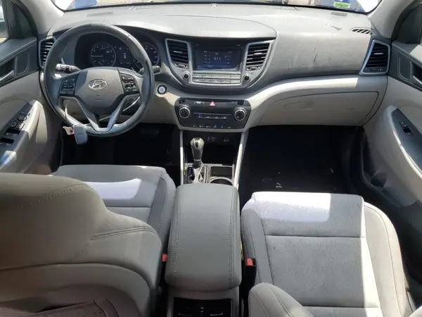 KM8J3CA23HU408778 2017 HYUNDAI TUCSON - Image 8